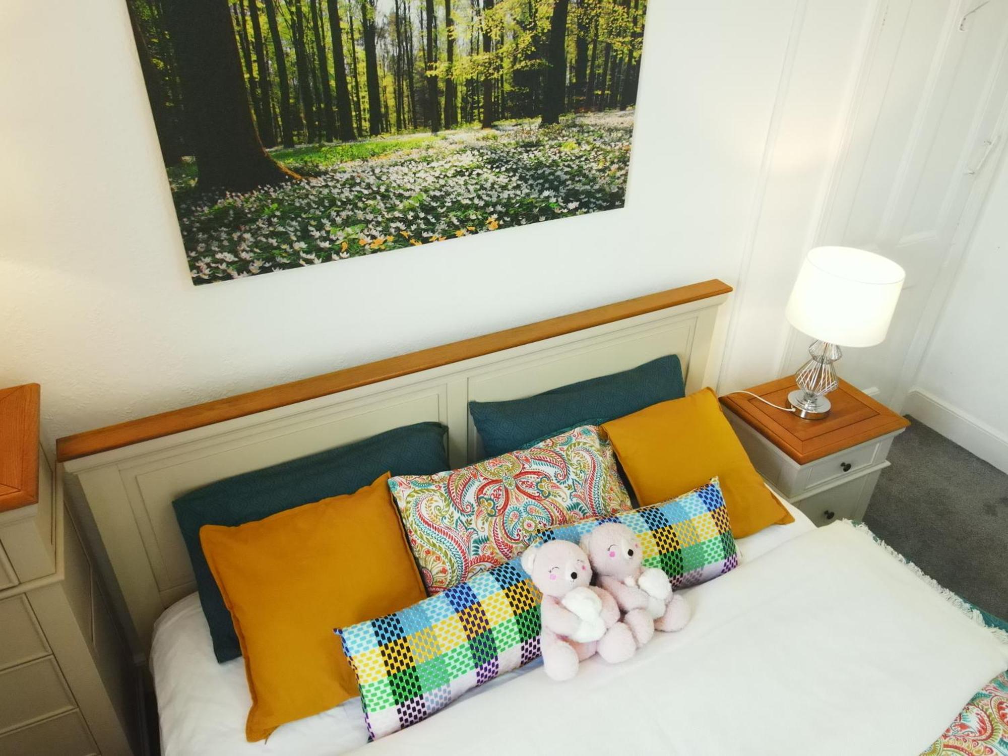 Service Accommodation 2 Bed Room Apartment In Newport South Wales Near Celtic Manor Icc Wales Kültér fotó