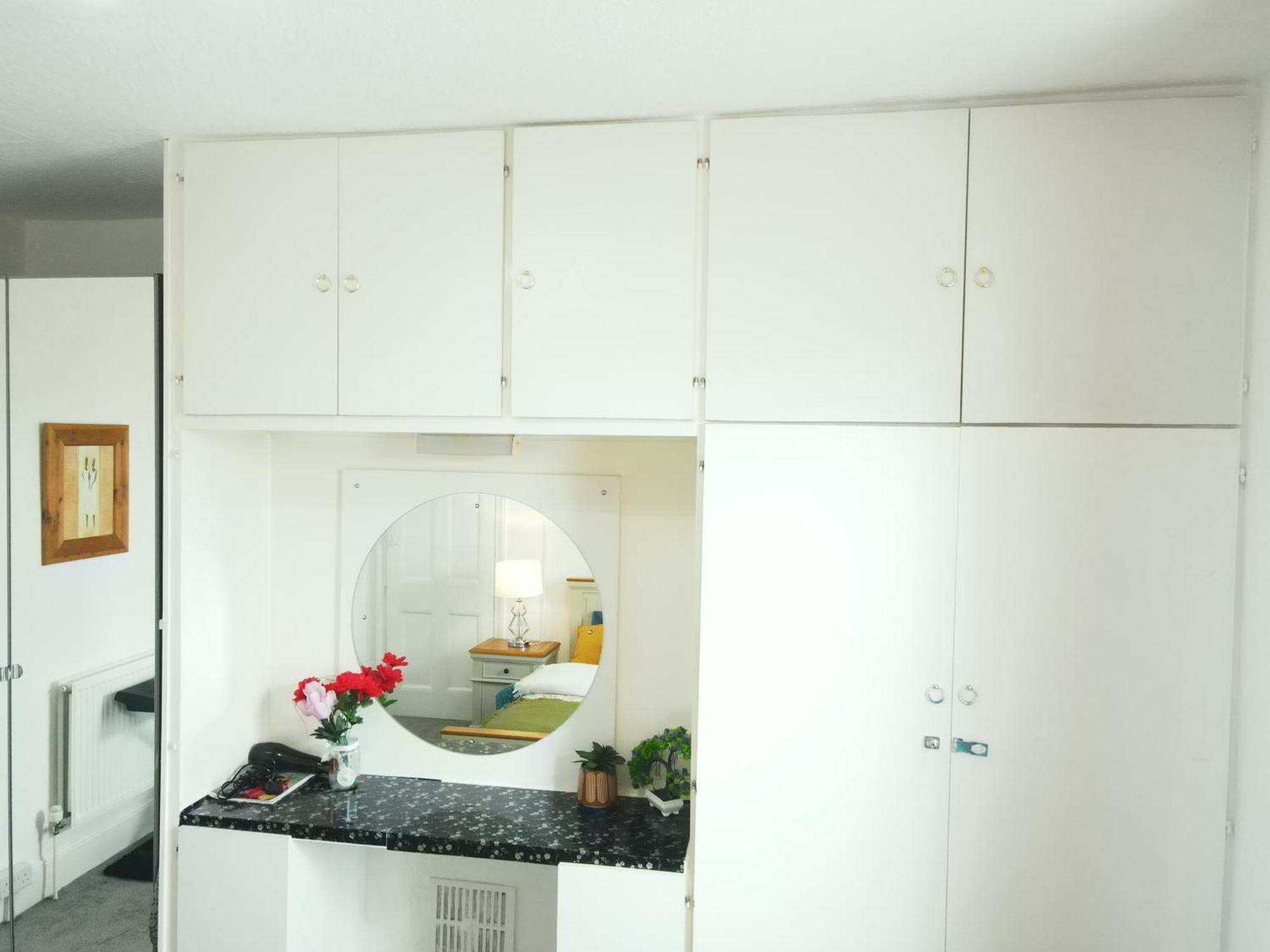 Service Accommodation 2 Bed Room Apartment In Newport South Wales Near Celtic Manor Icc Wales Kültér fotó