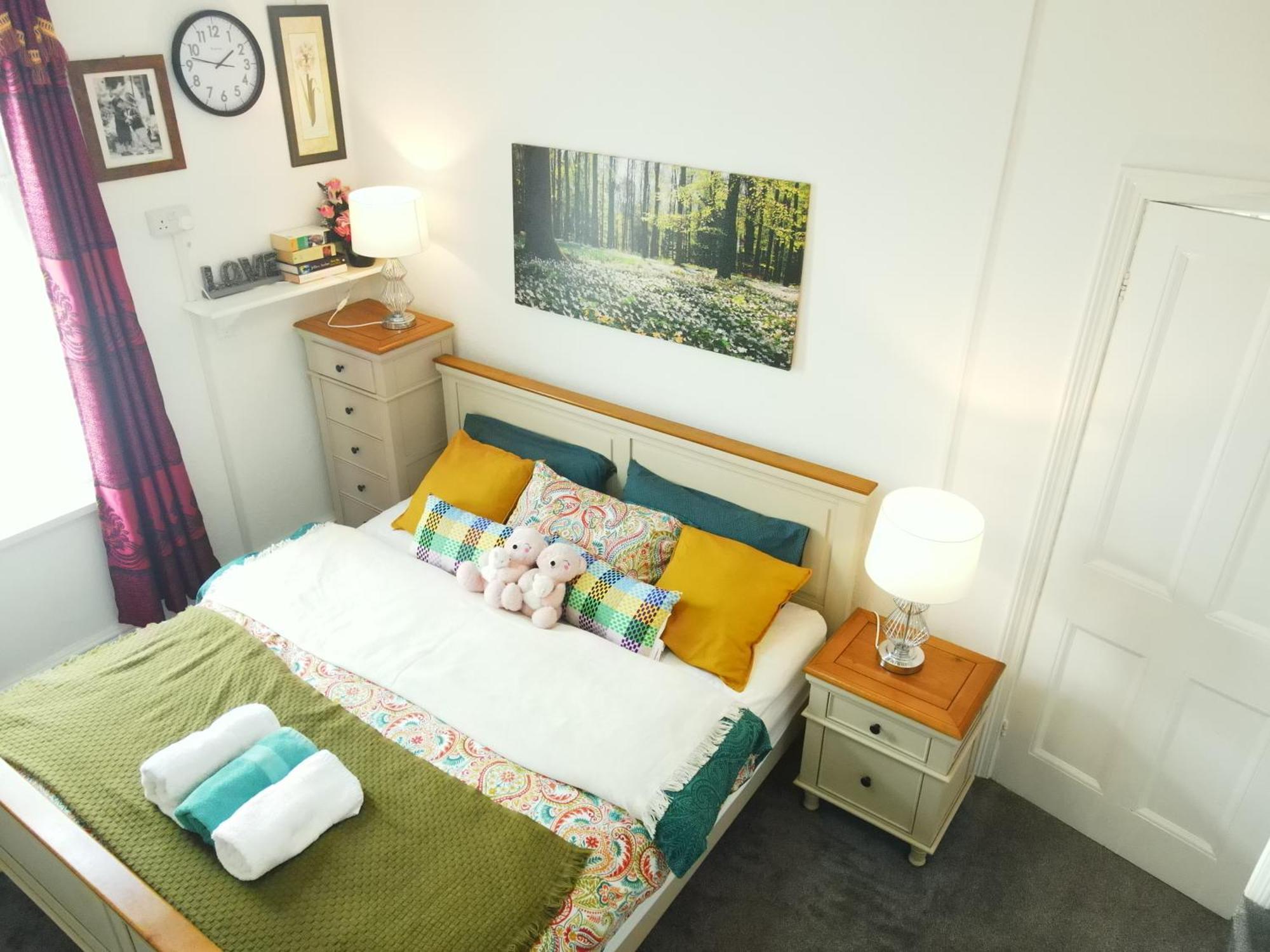 Service Accommodation 2 Bed Room Apartment In Newport South Wales Near Celtic Manor Icc Wales Kültér fotó