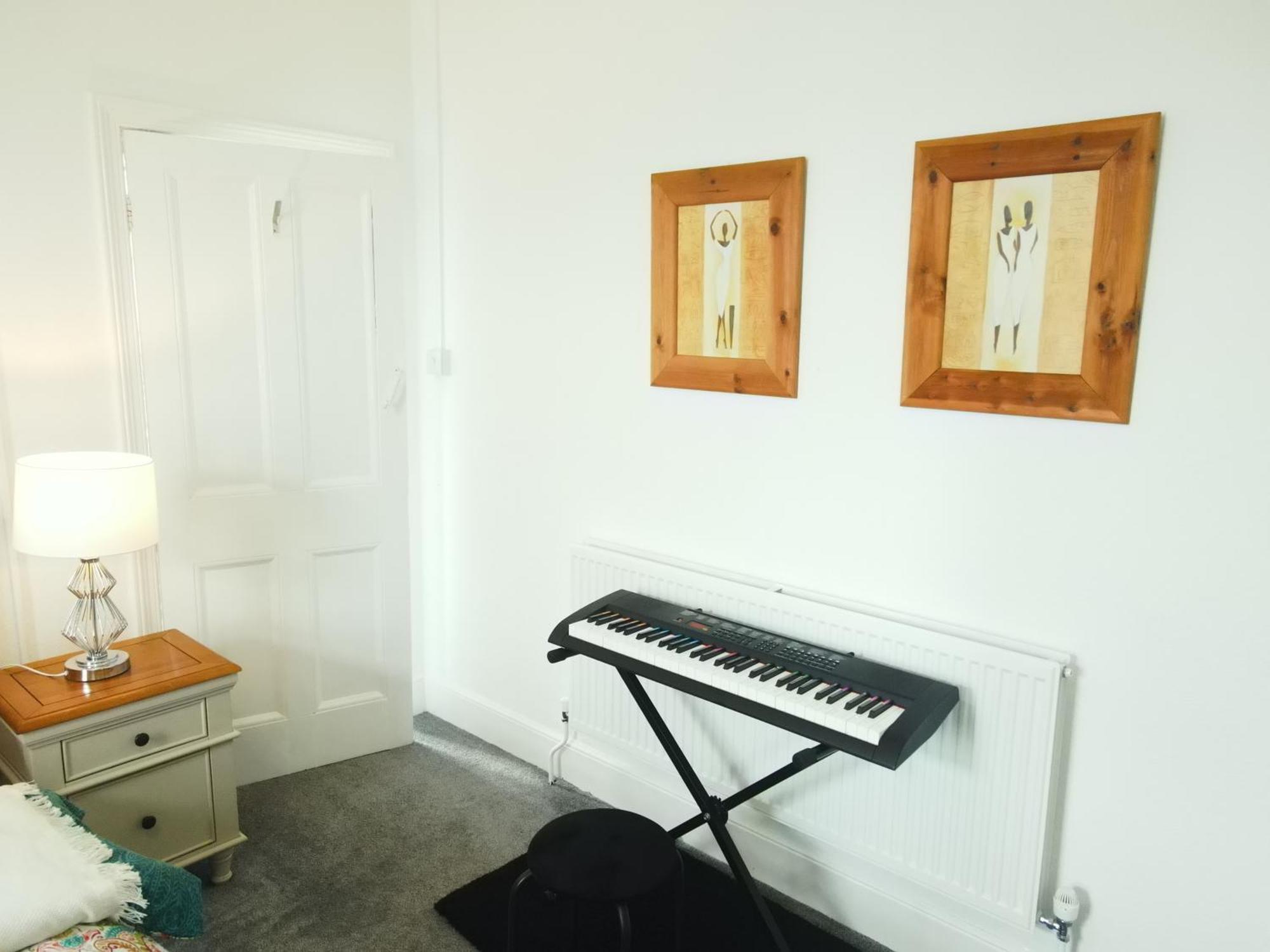 Service Accommodation 2 Bed Room Apartment In Newport South Wales Near Celtic Manor Icc Wales Kültér fotó